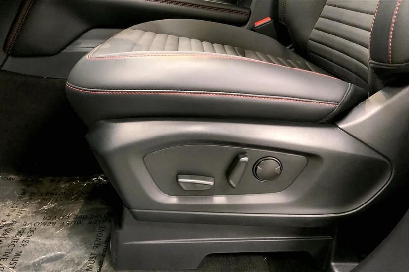 2026 Ford Explorer - Image 19