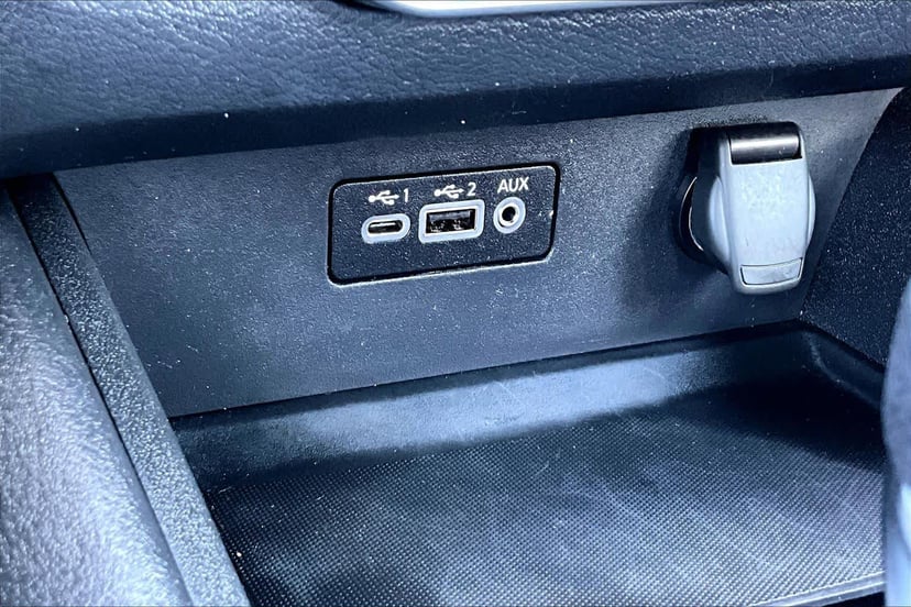2025 Nissan Altima - Image 35