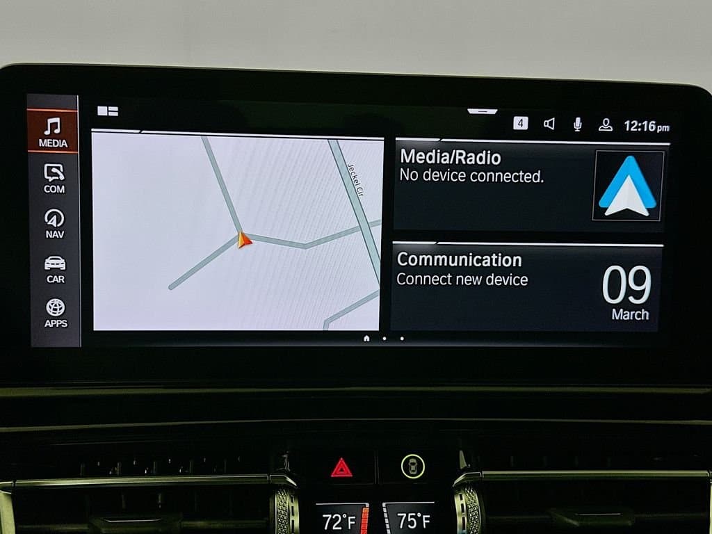 2023 BMW 8 Series - Image 15