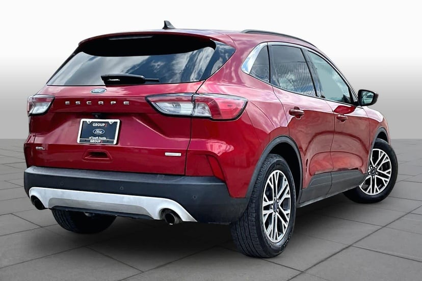 2020 Ford Escape - Image 14