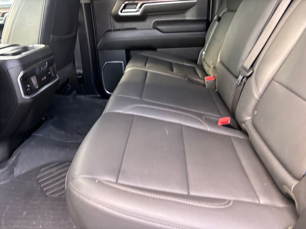 2025 Chevrolet Silverado 1500 - Image 27