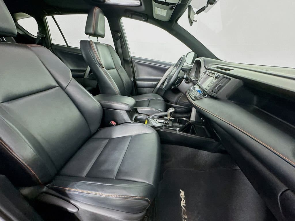 2016 TOYOTA RAV4 - Image 37