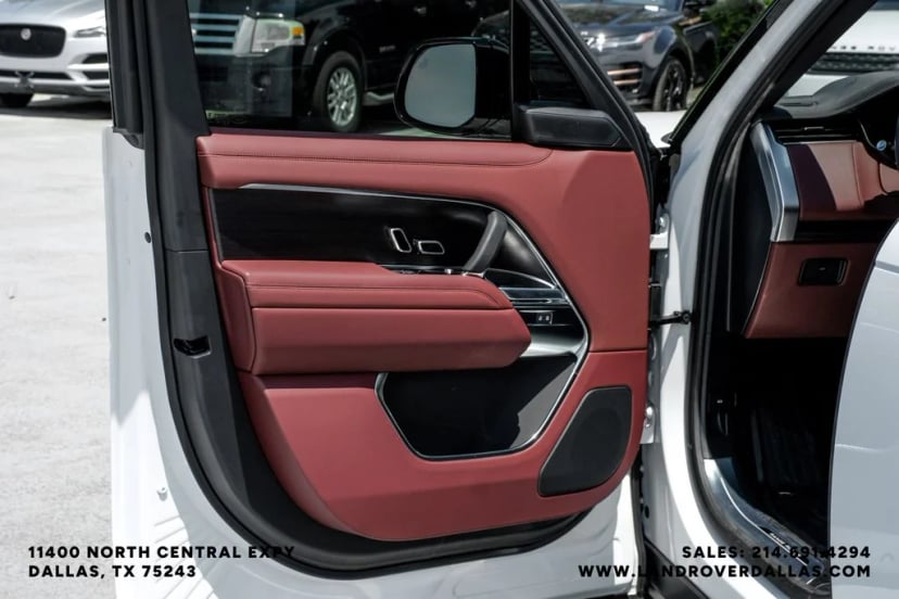 2026 Land Rover Range Rover - Image 47