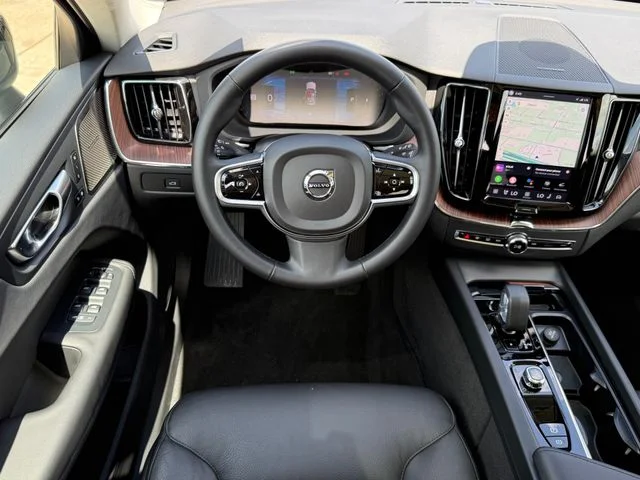 2024 Volvo XC60 - Image 23