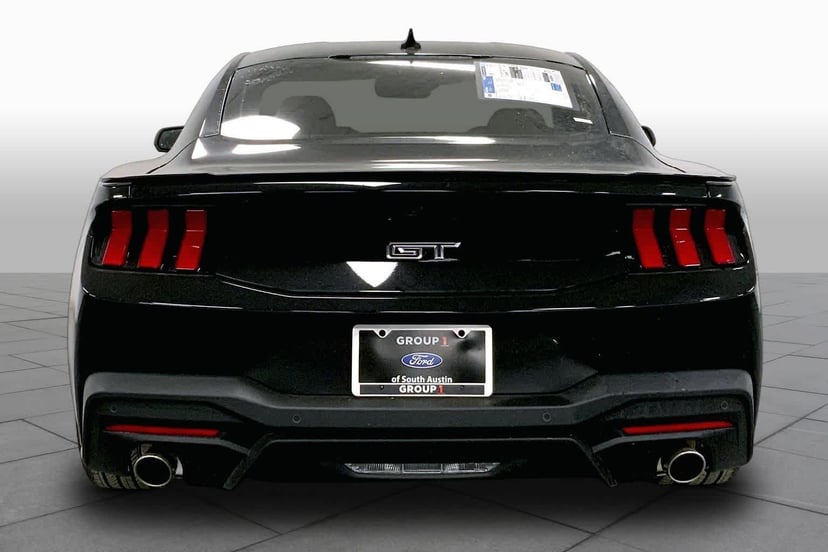 2026 Ford Mustang - Image 3