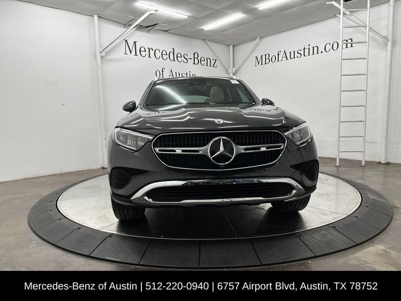 2026 Mercedes-Benz GLC - Image 2