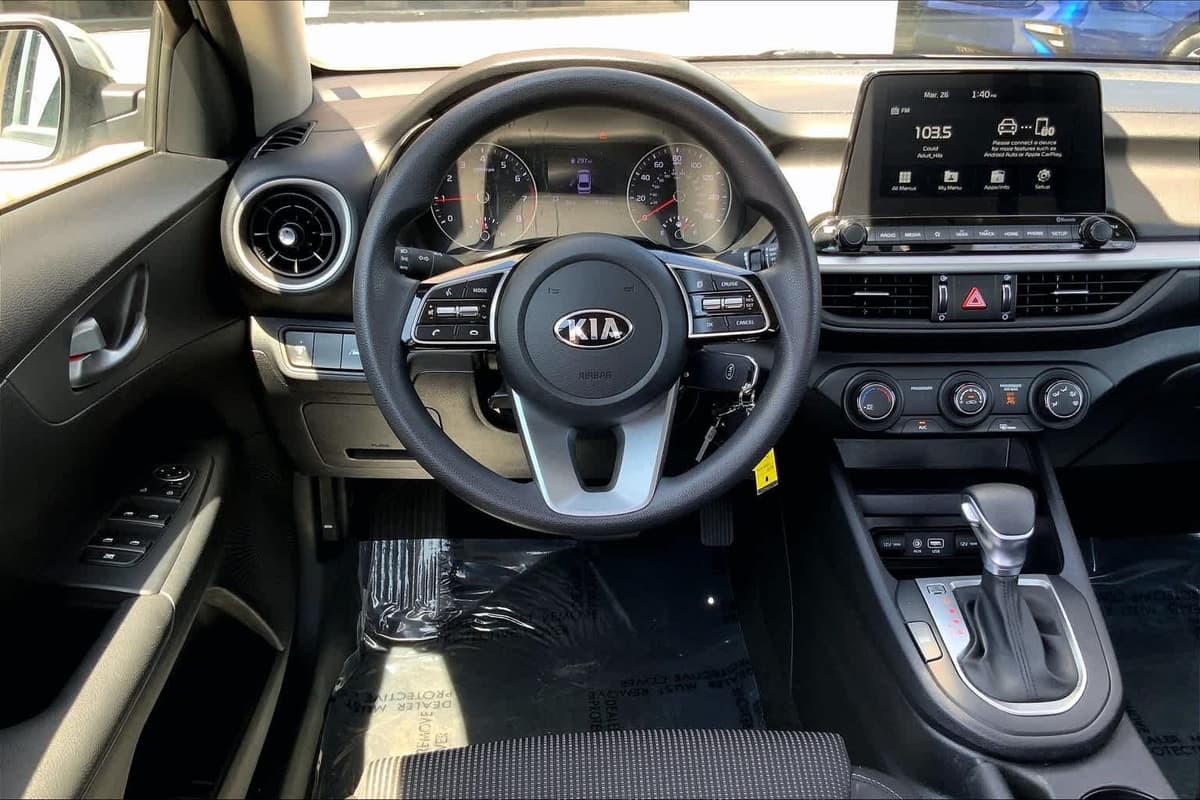 2020 Kia Forte - Image 5