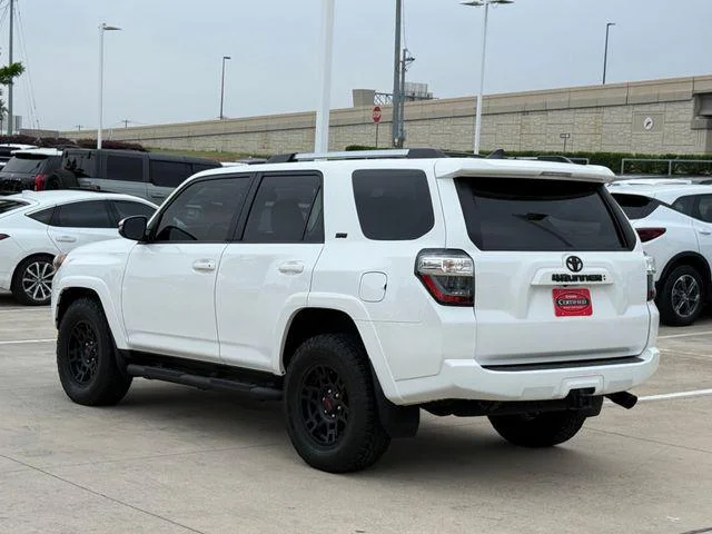 2023 Toyota 4RUNNER - Image 8