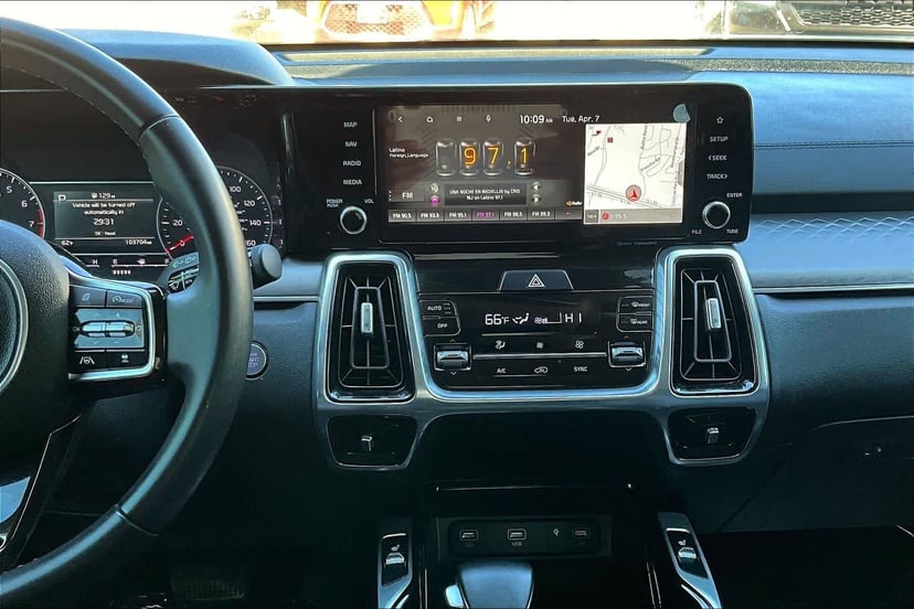 2021 Kia Sorento - Image 7