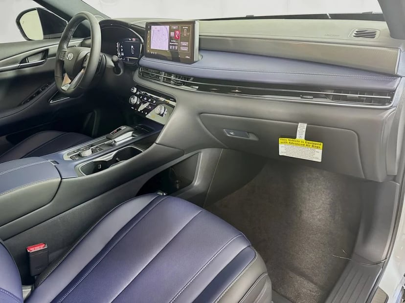 2027 INFINITI QX60 - Image 37