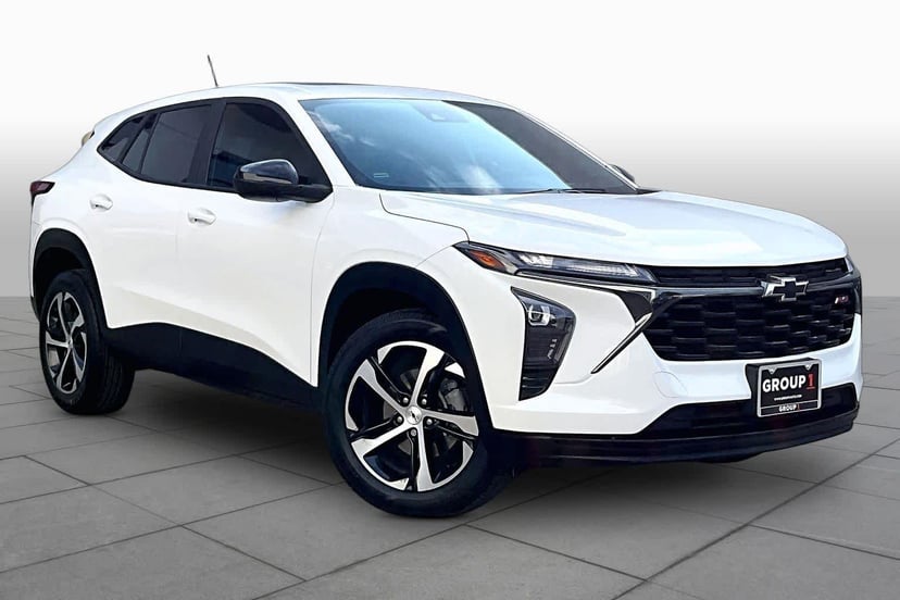2024 Chevrolet Trax - Image 3