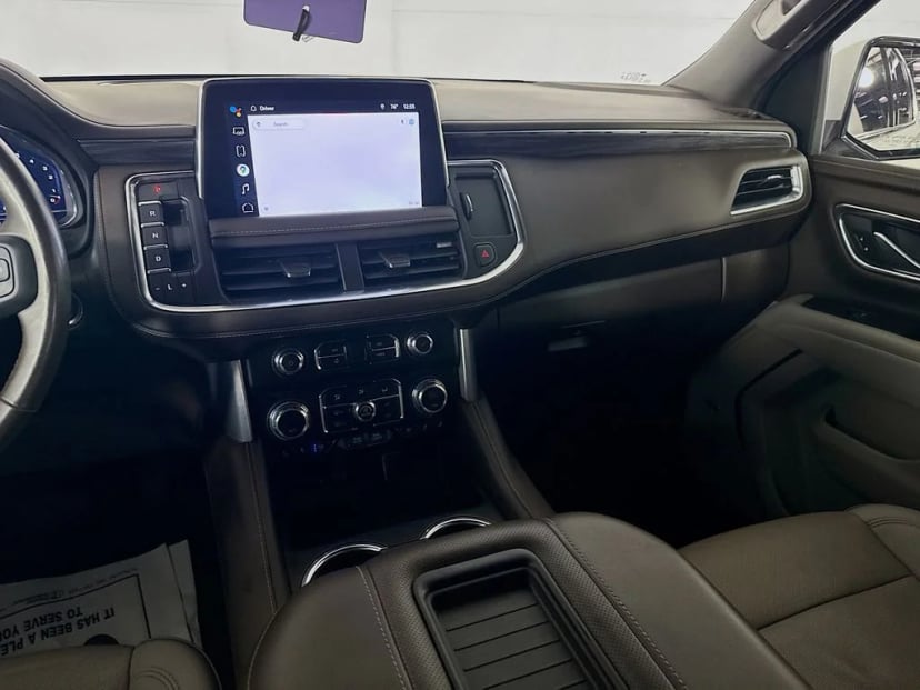 2022 GMC Yukon - Image 28