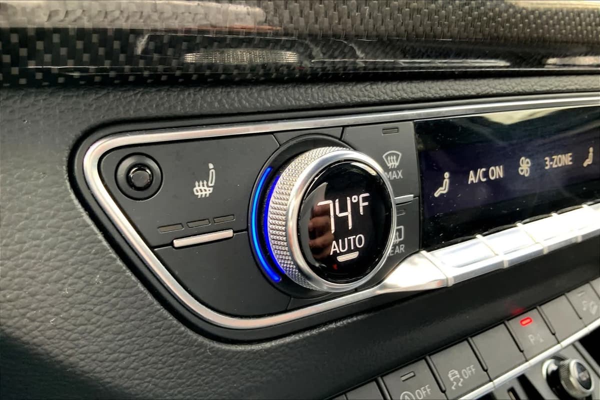 2018 Audi SQ5 - Image 33