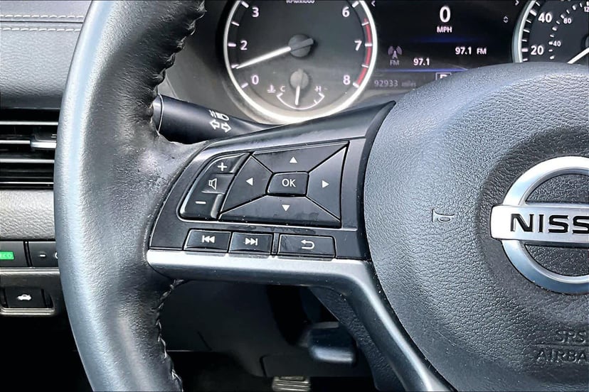 2022 Nissan Sentra - Image 23