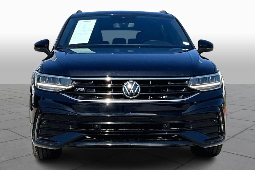 2024 Volkswagen Tiguan - Image 4