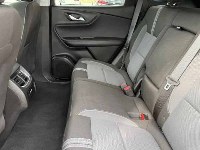2025 Chevrolet Blazer - Image 29