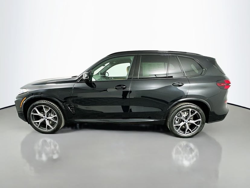 2026 BMW X5 - Image 8