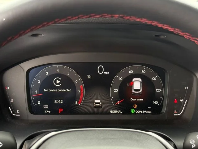 2025 Acura ADX - Image 16