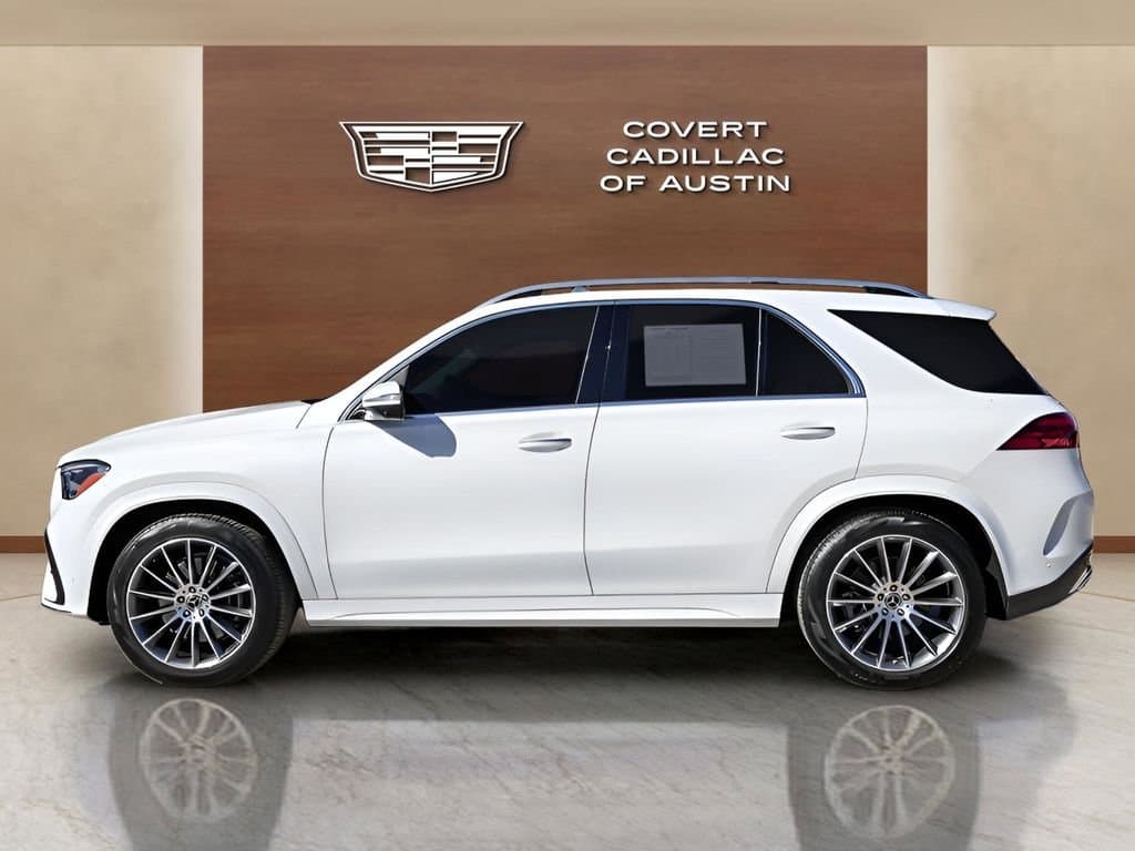 2025 Mercedes-Benz GLE - Image 2