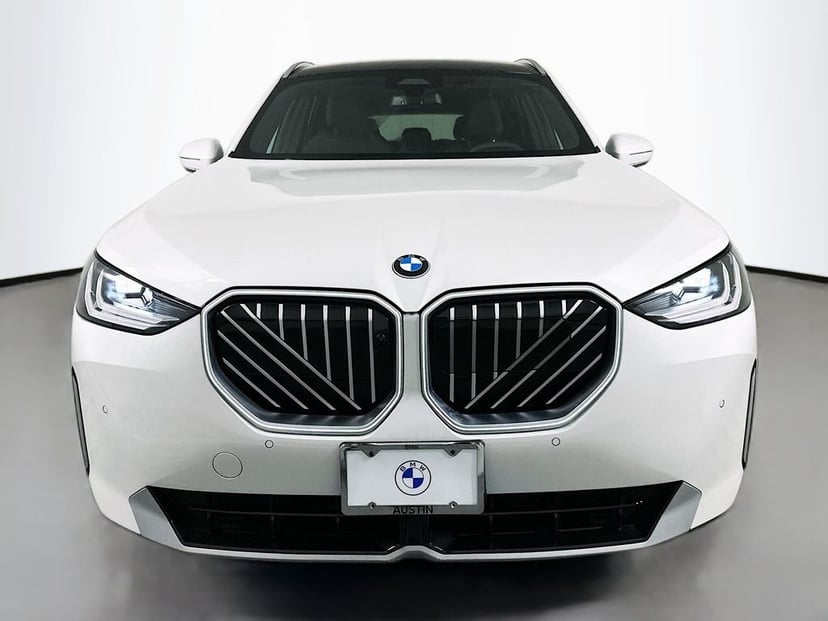 2025 BMW X3 - Image 2