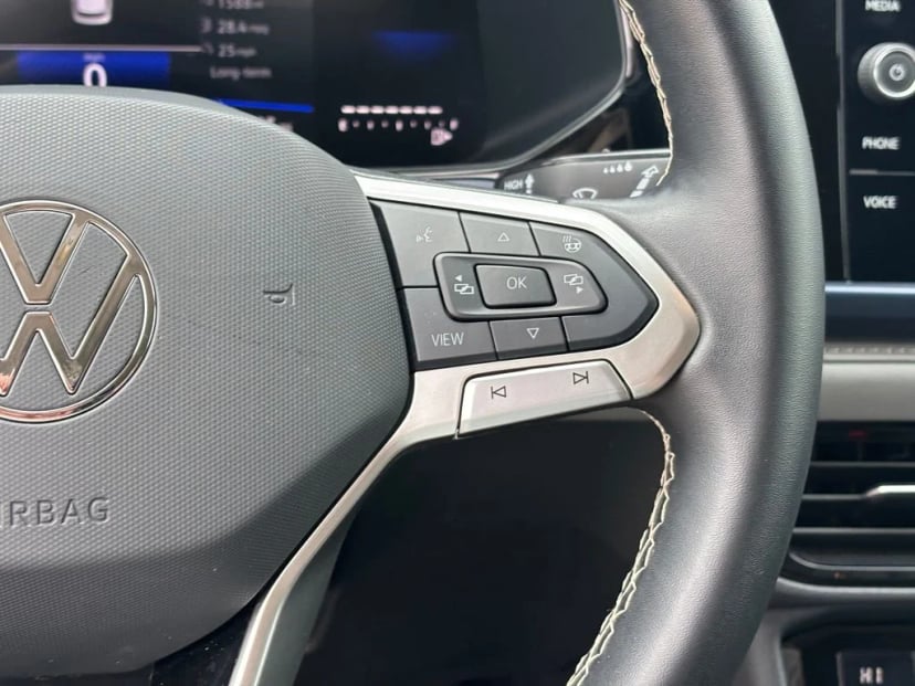 2024 Volkswagen Taos - Image 15