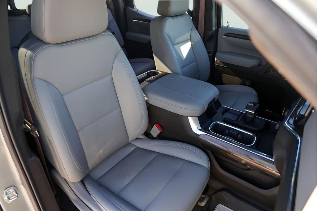 2023 Chevrolet Silverado 1500 - Image 33