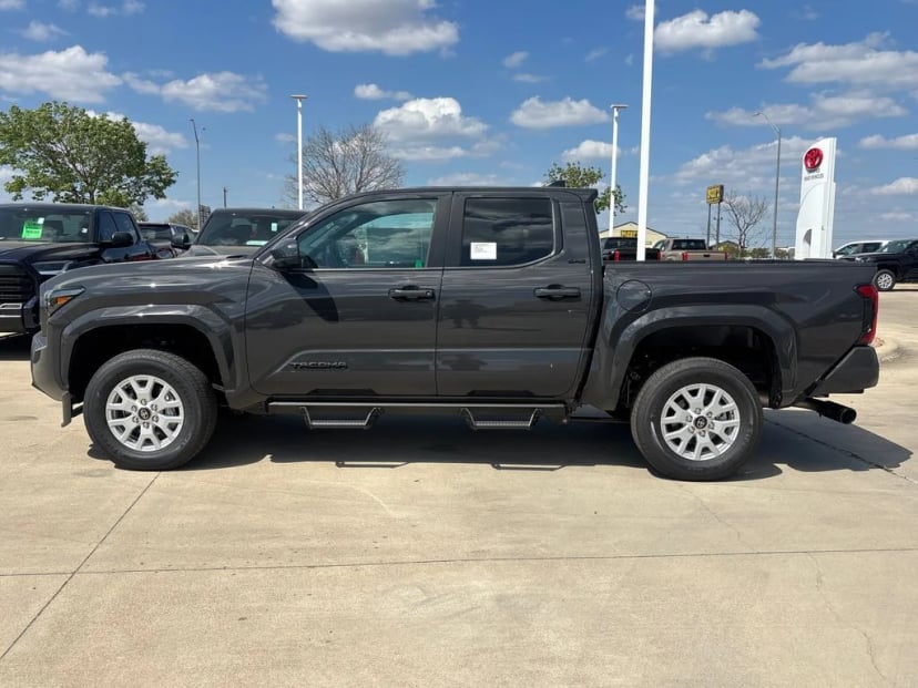 2026 Toyota Tacoma - Image 2