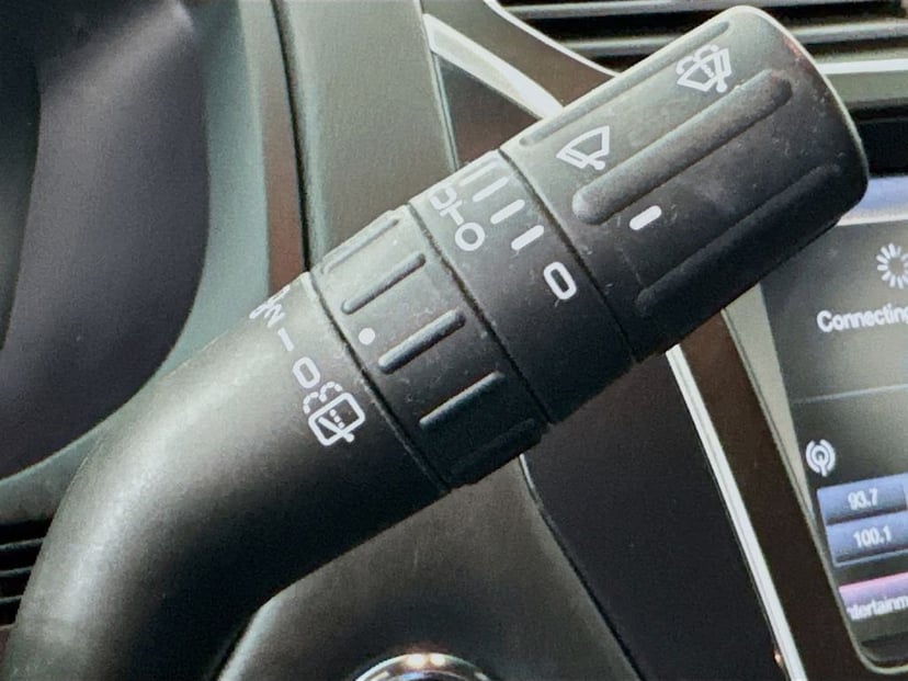 2016 Ford Explorer - Image 14