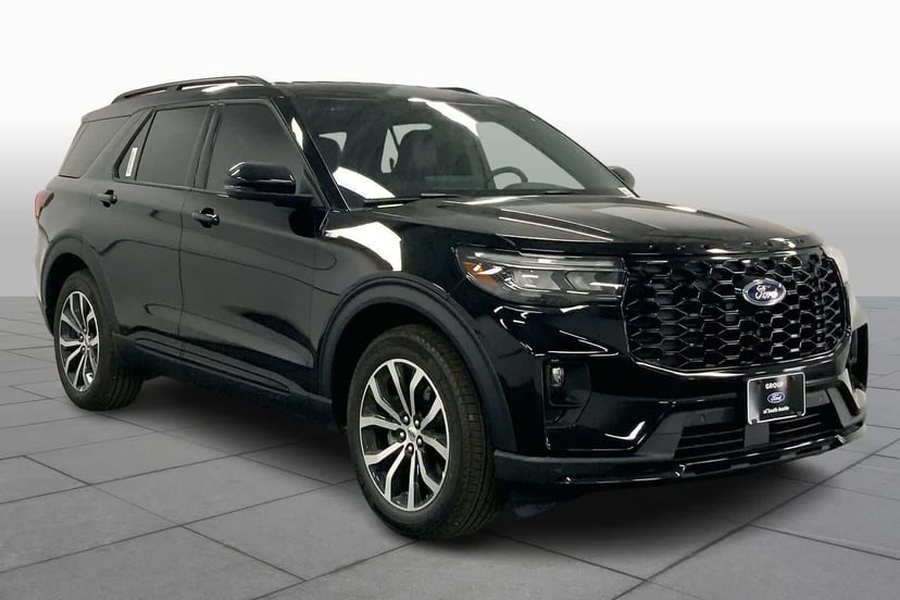 2026 Ford Explorer - Image 2