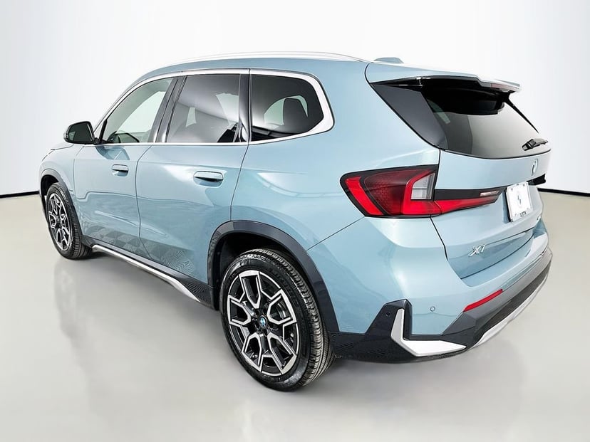 2025 BMW X1 - Image 7