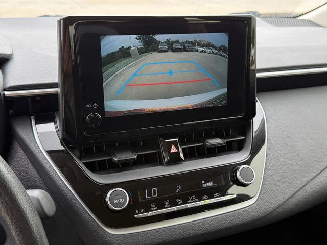 2025 Toyota COROLLA HYBRID - Image 19