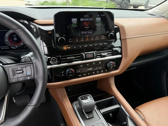 2023 Nissan Pathfinder - Image 18