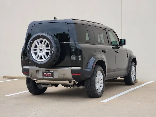 2026 Land Rover Defender 110 - Image 4