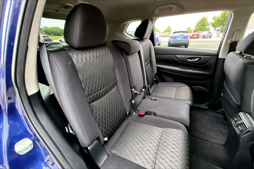 2019 Nissan Rogue - Image 20