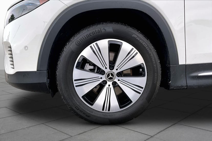 2023 Mercedes-Benz EQB 300 - Image 10