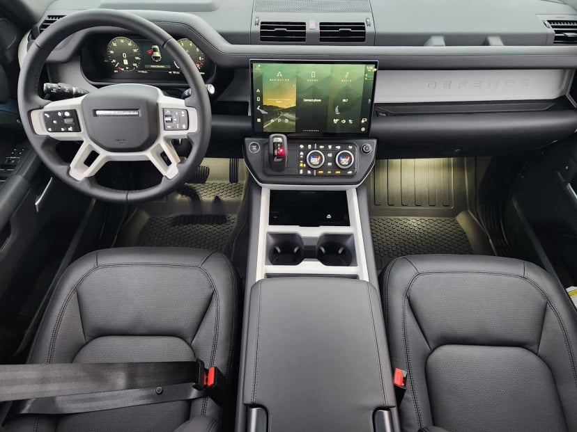 2026 LAND ROVER Defender 110 - Image 26