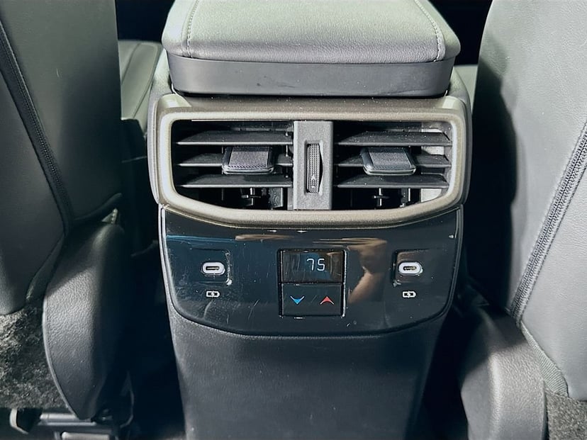 2024 Lexus RX - Image 25