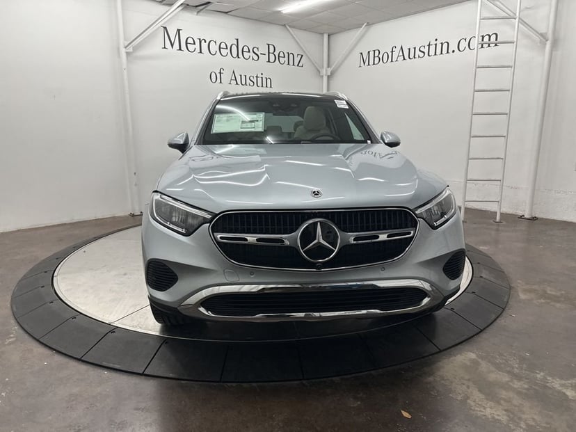 2026 Mercedes-Benz GLC - Image 2