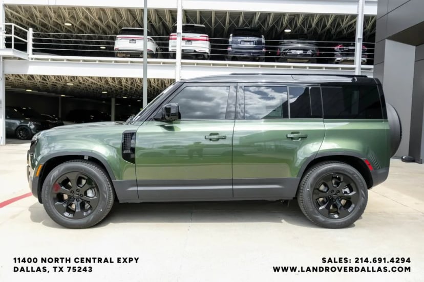 2026 Land Rover Defender 110 - Image 11