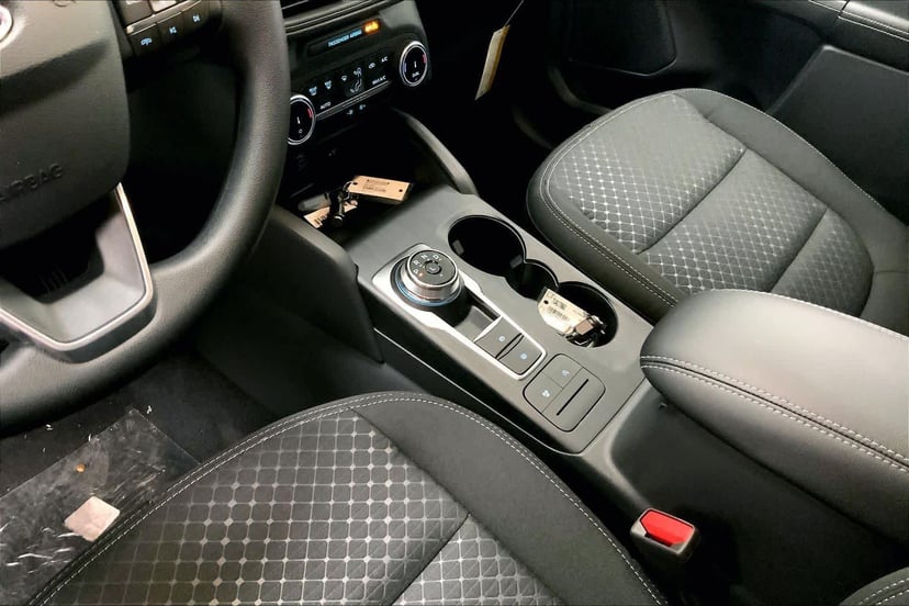 2026 Ford Escape - Image 5
