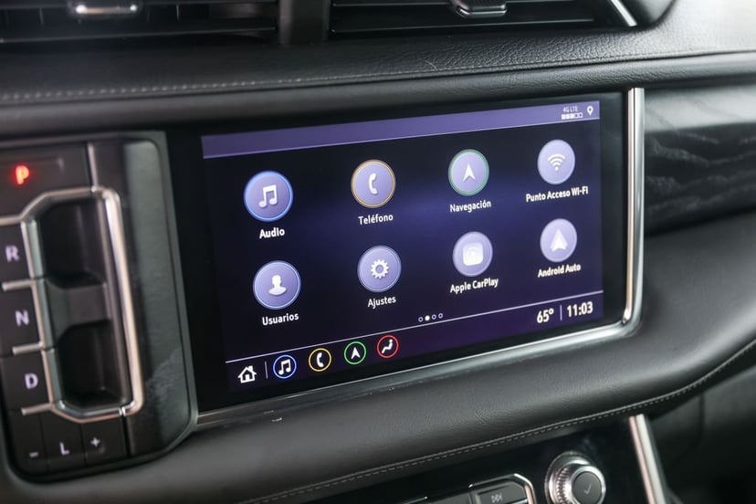 2021 GMC Yukon - Image 18