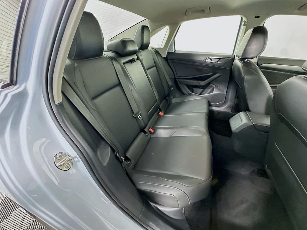 2019 Volkswagen Jetta - Image 26