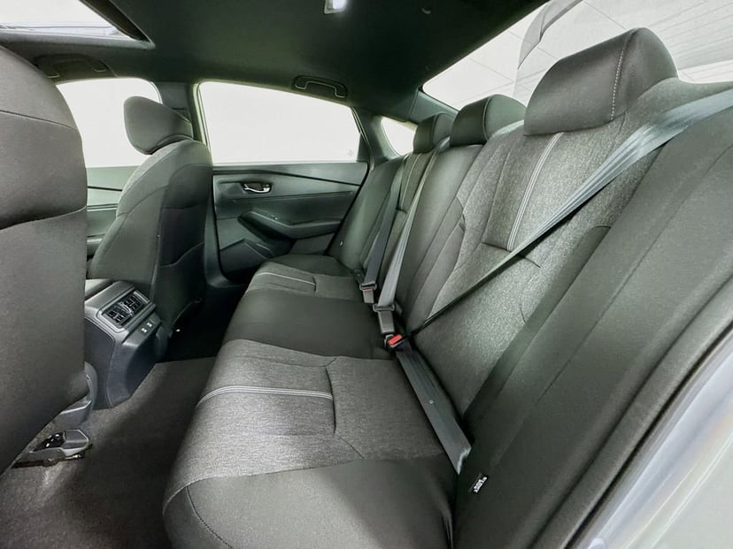 2026 Honda Accord Hybrid - Image 30