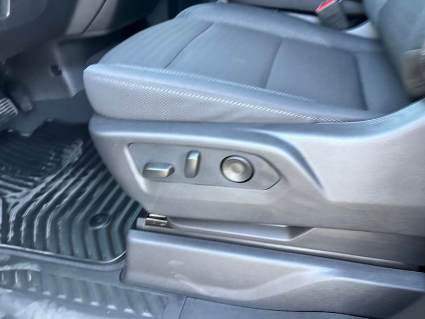 2026 Chevrolet Silverado 1500 - Image 24