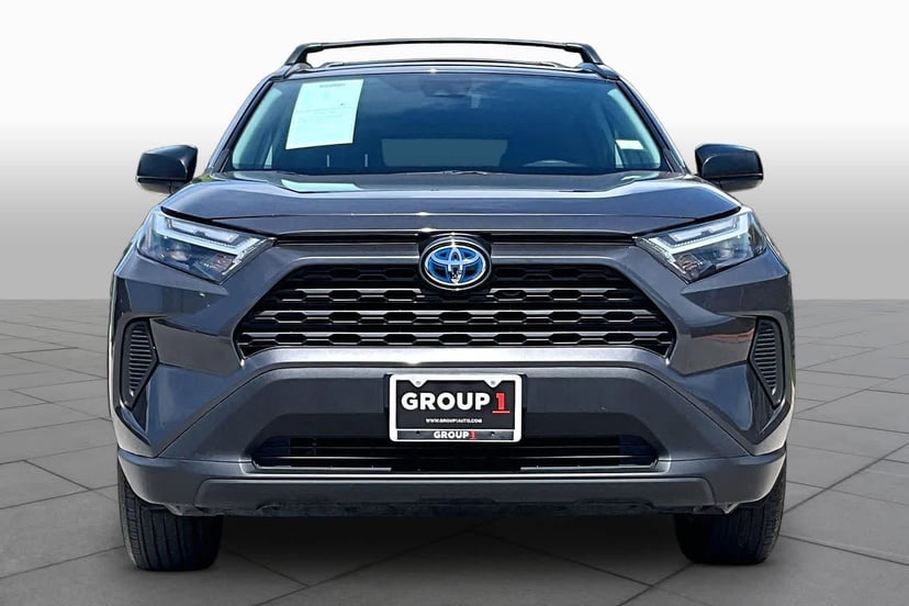 2024 Toyota RAV4 - Image 3