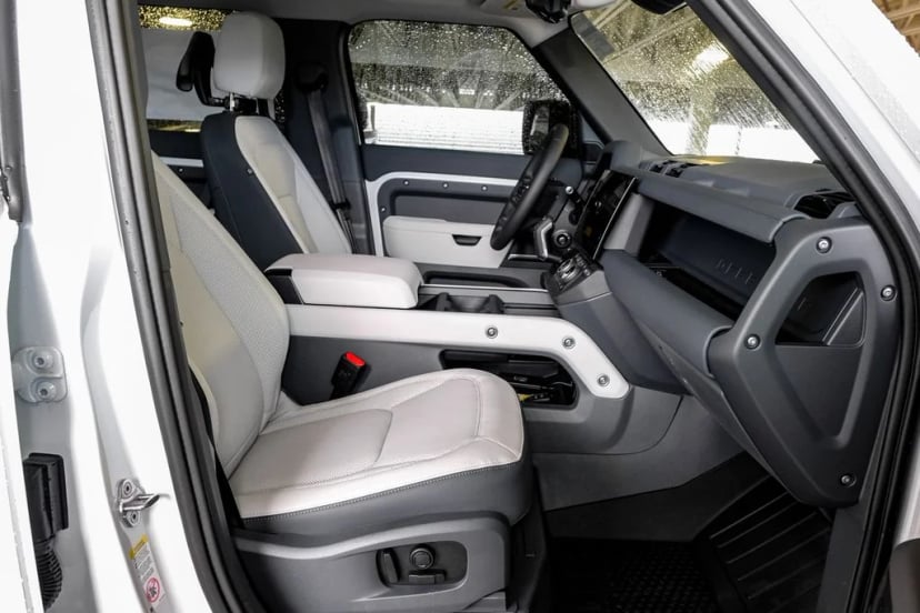 2026 Land Rover Defender 110 - Image 21