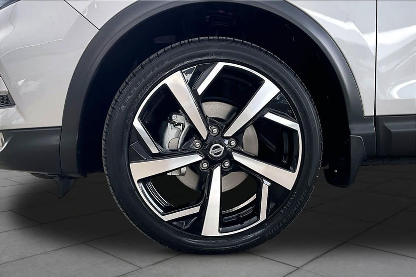 2022 Nissan Rogue Sport - Image 11