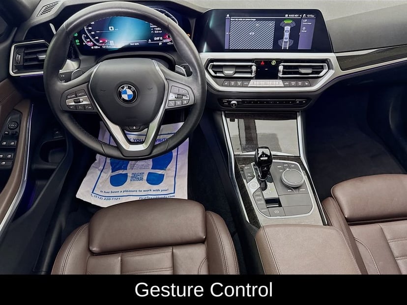 2022 BMW 3 Series - Image 30