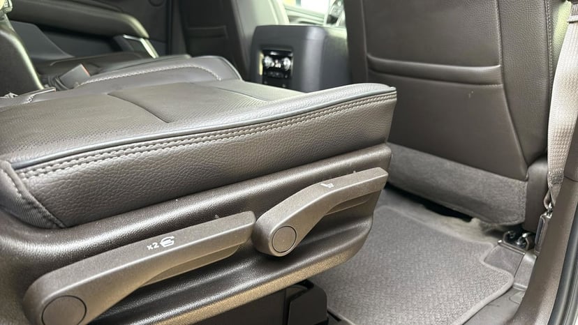 2021 GMC Yukon - Image 27