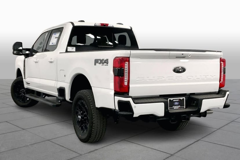 2026 Ford Super Duty - Image 11